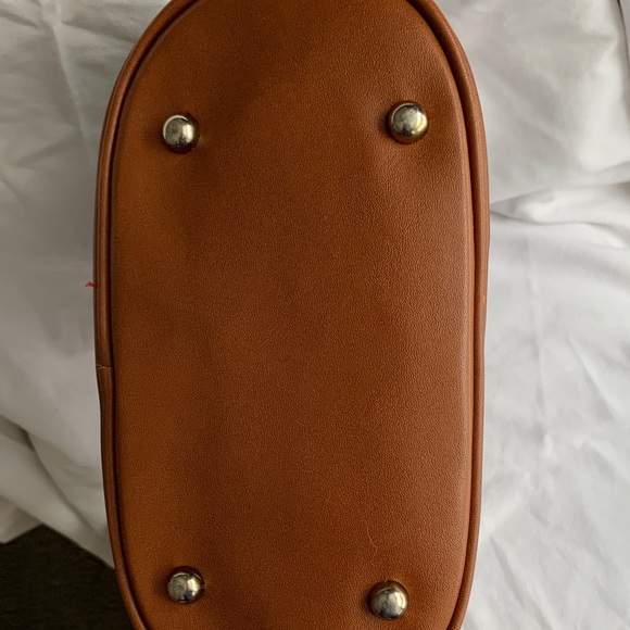 Dooney & Bourke Black and Tan Shoulder Bag - Picture 3 of 4